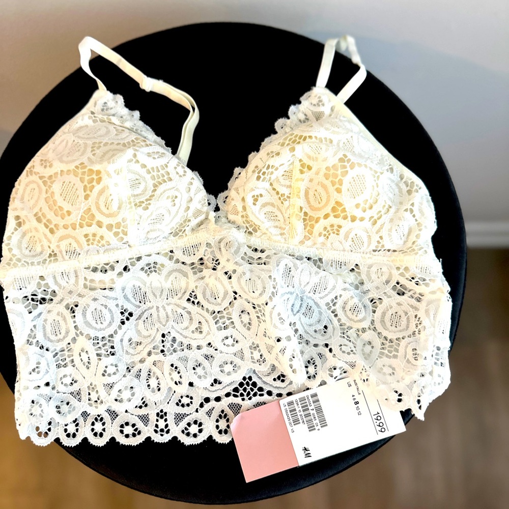White soft bralette women’s size 8